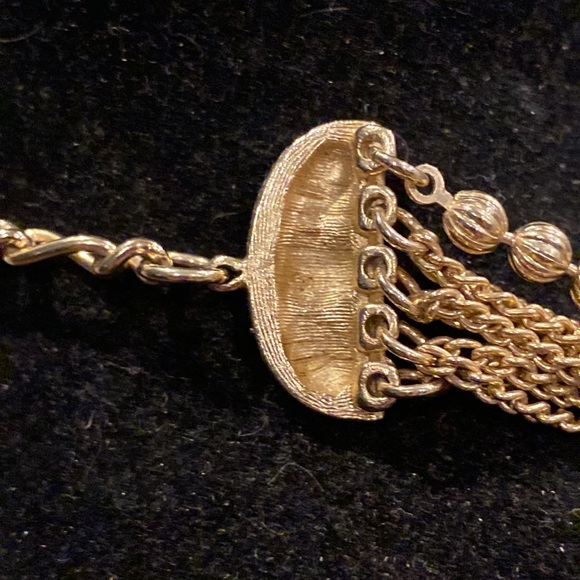 8 Strand All Metal Brushed Gold Bow Necklace. Great For Christmas Dress Ups - Picture 9 of 10